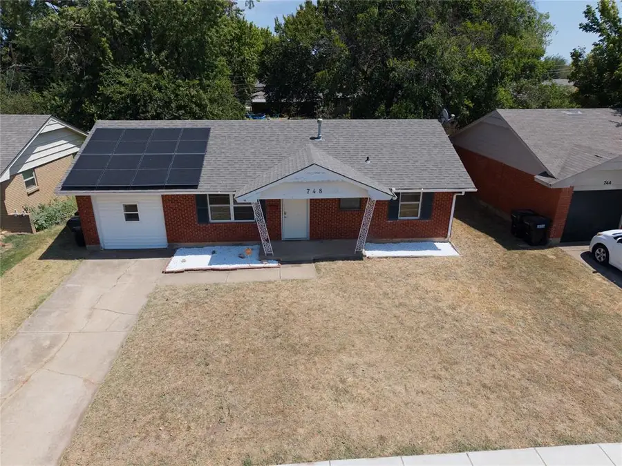 748 N Markwell Avenue, Moore, OK 73160 - #3
