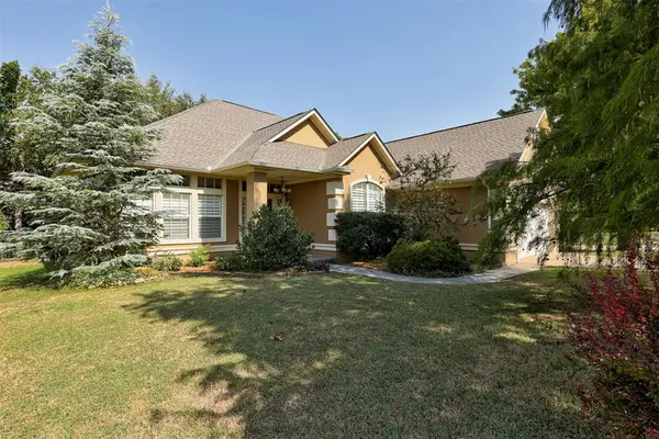3821 Woodshadow Road, Edmond, OK 73003