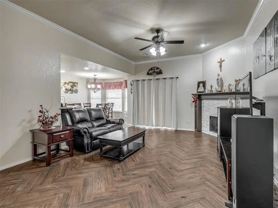 9620 Blue Bonnet Place, Oklahoma City, OK 73128 - #3