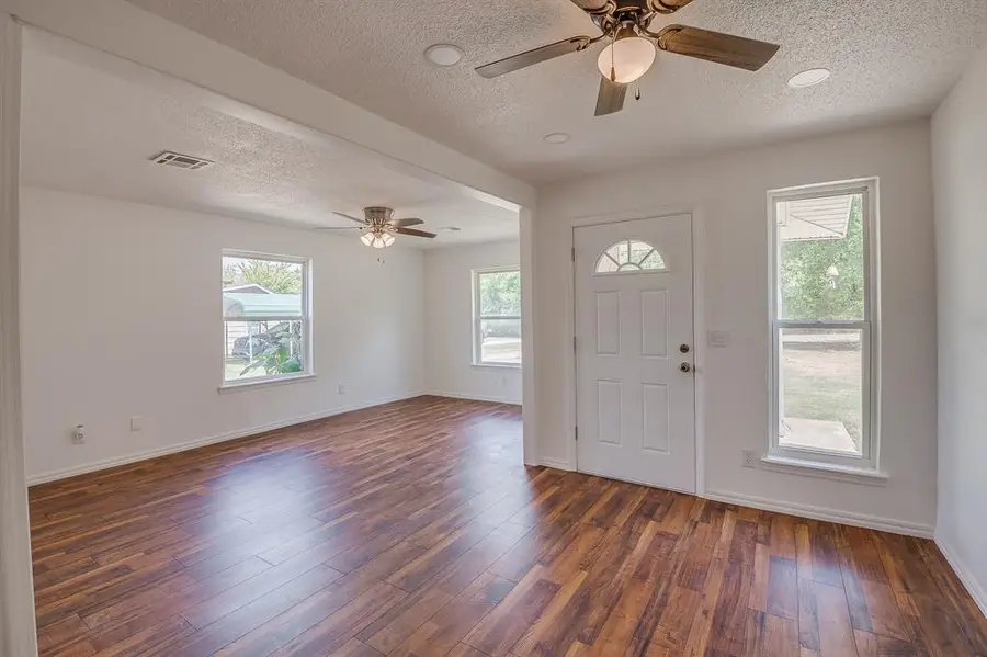 965 Cabin Road, Harrah, OK 73045 - #3