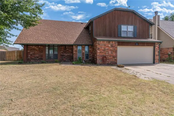 212 Americana Court, Norman, OK 73069
