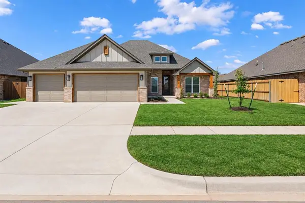 4908 Vine Cliff Road, Mustang, OK 73064