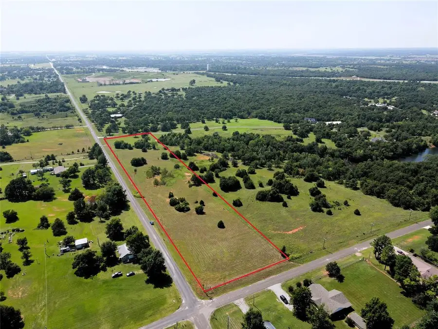 3355 NE 10th Street, Blanchard, OK 73010 - #2