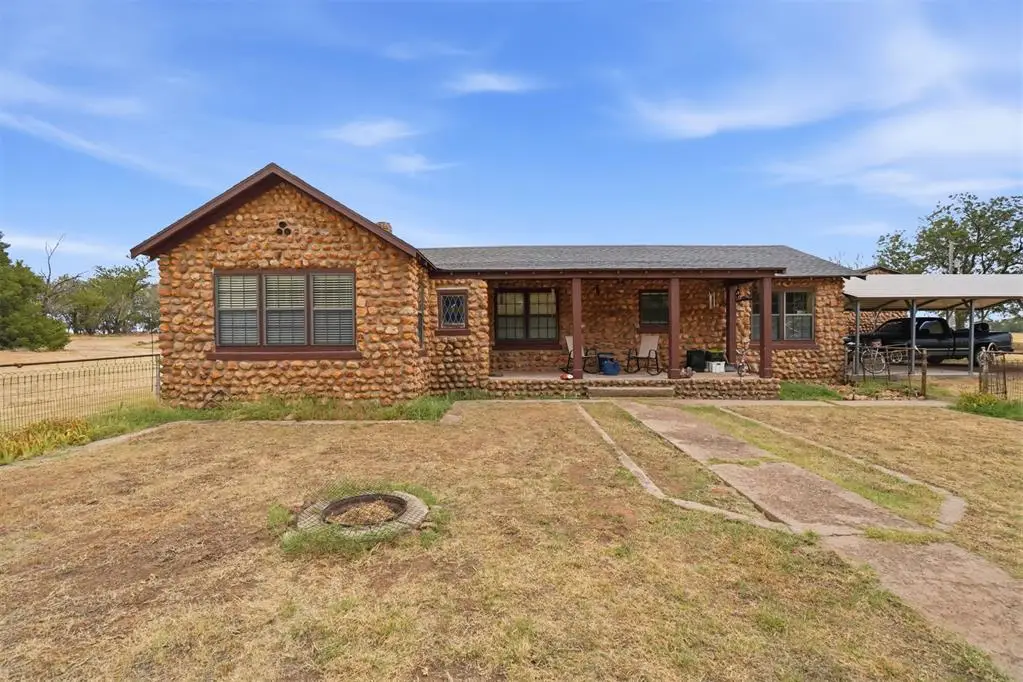 30749 N County Road 2030 Road, Granite, OK 73547 - #1