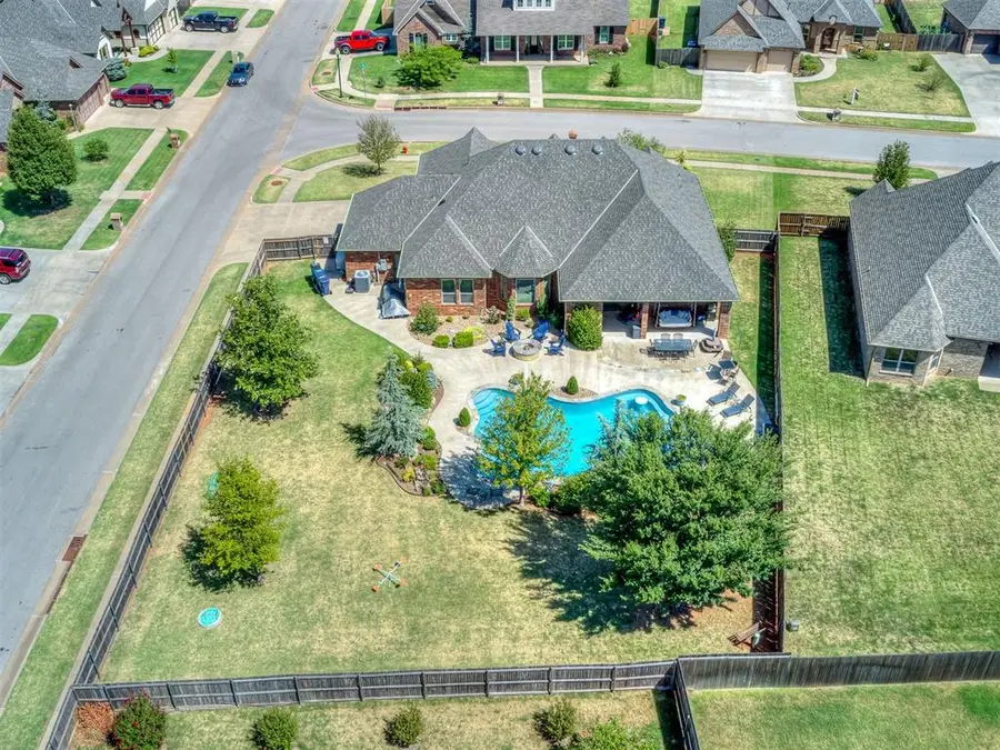 13320 NW 4th Street, Yukon, OK 73099 - #2