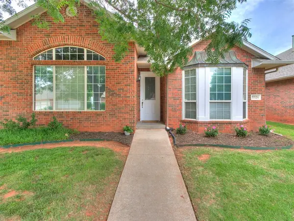 15524 Swallowtail Drive, Edmond, OK 73013