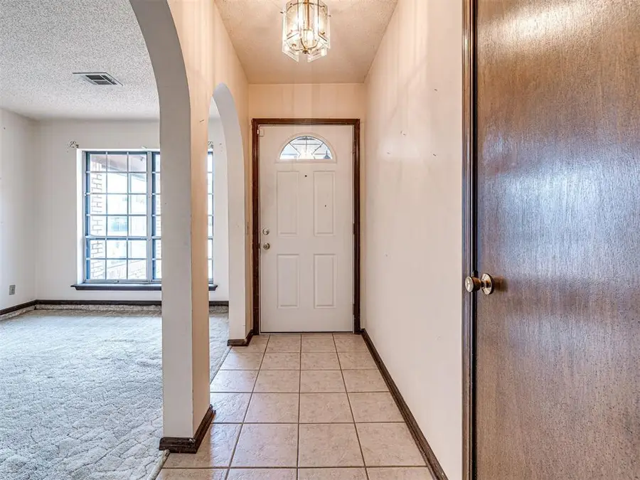 4909 NW 18th Street, Oklahoma City, OK 73127 - #3
