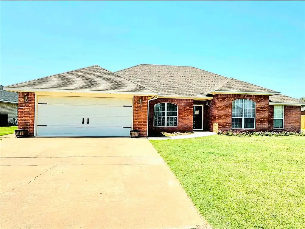 2913 Hunter Pointe, Altus, OK 73521 - #1