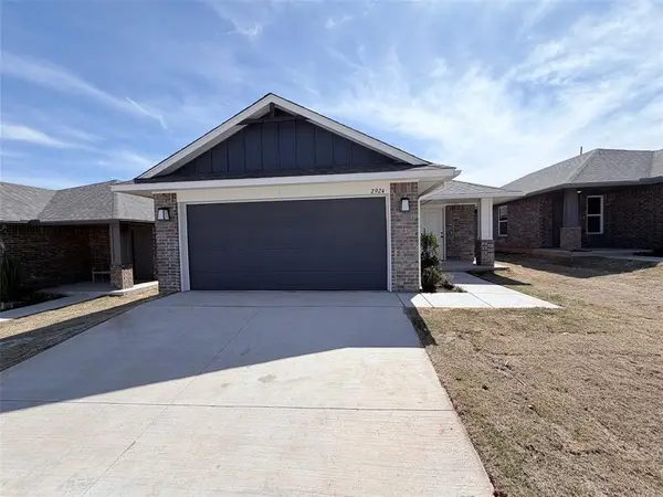 2924 NW 196th Place, Edmond, OK 73012