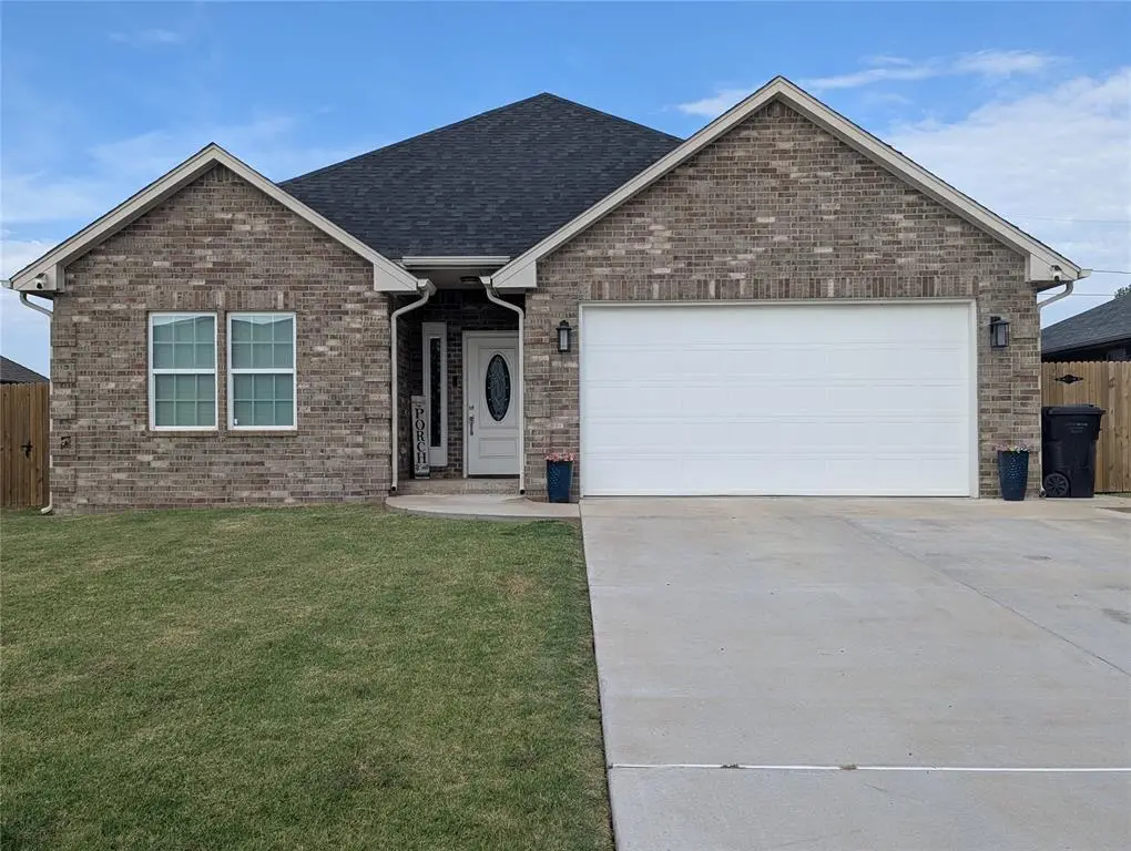 137 SW 7th Street, Moore, OK 73160 - #1