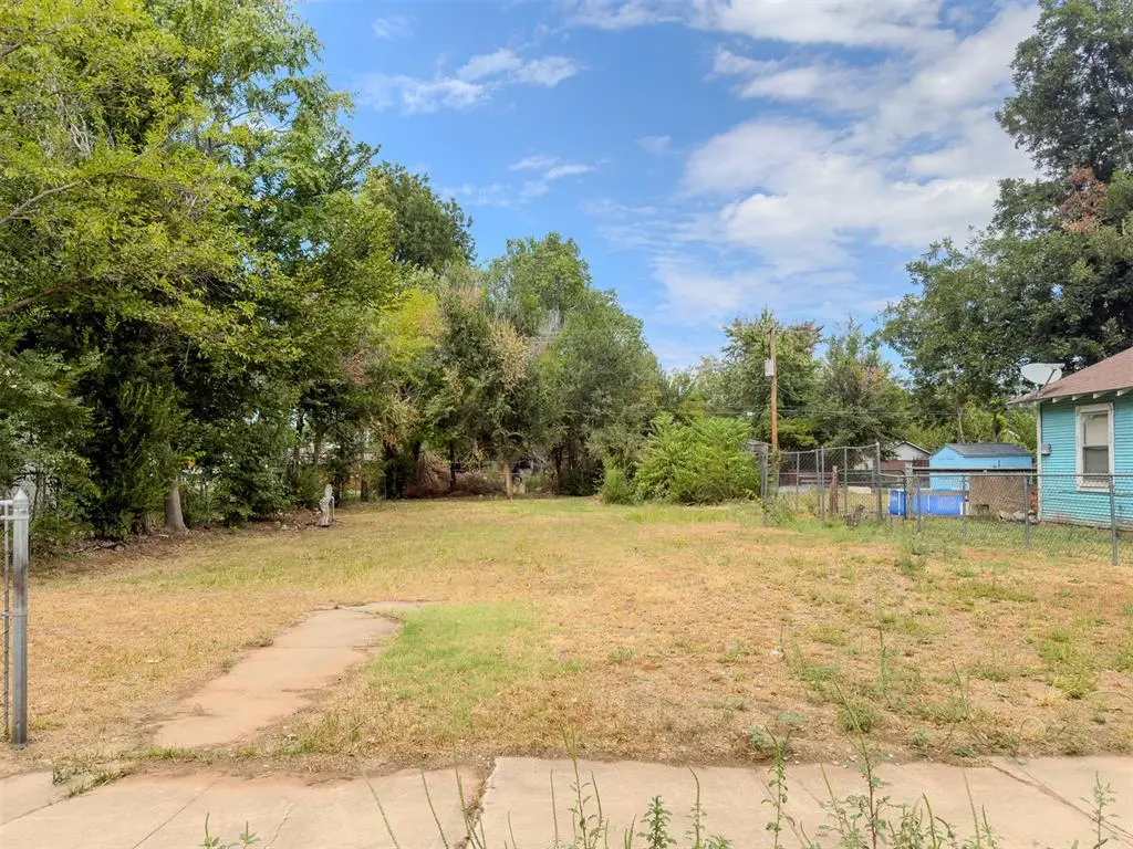 111 W Georgia Avenue, Anadarko, OK 73005 - #1
