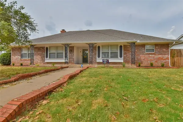 6813 Saint Marys Place, Oklahoma City, OK 73132