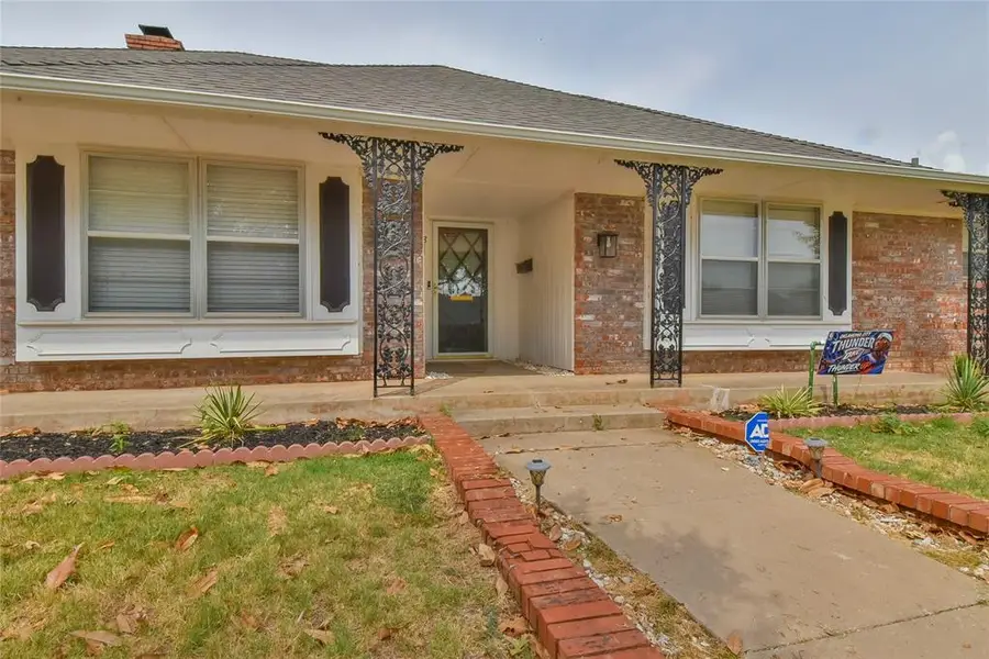 6813 Saint Marys Place, Oklahoma City, OK 73132 - #3