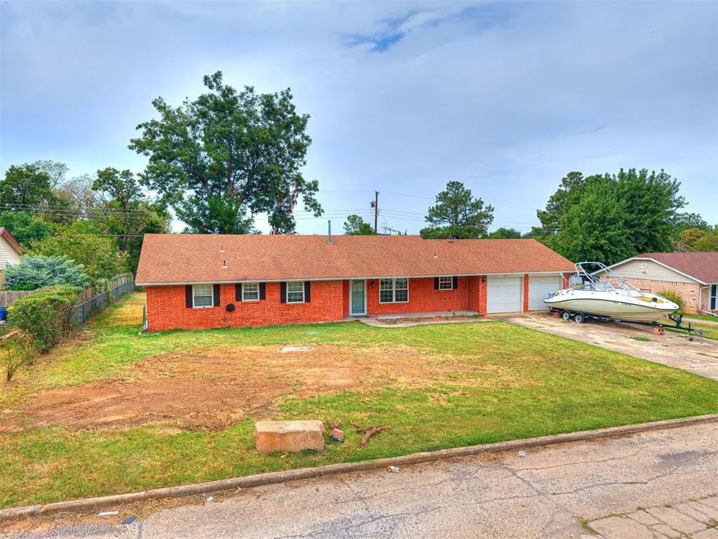 907 Oak Park Drive, Choctaw, OK 73020 - #1