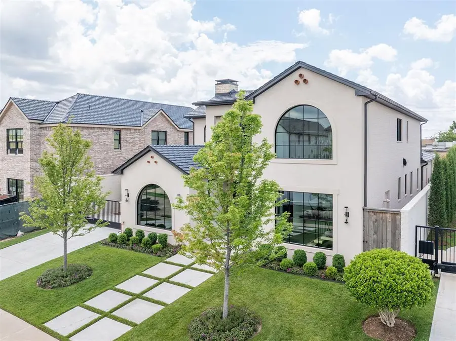 1112 Cumberland Court, Nichols Hills, OK 73116 - #2