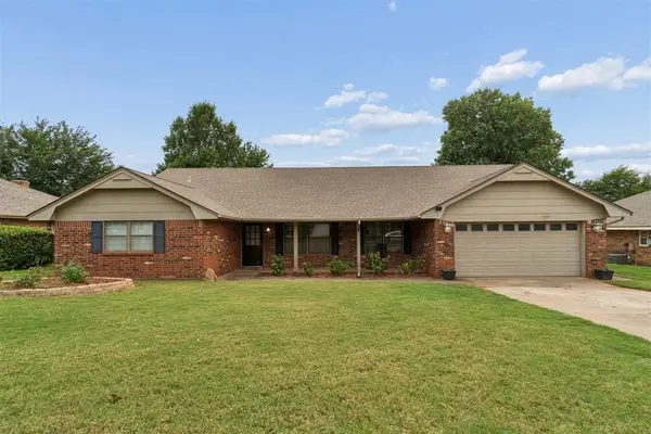 2013 Bella Vista Drive, Edmond, OK 73013