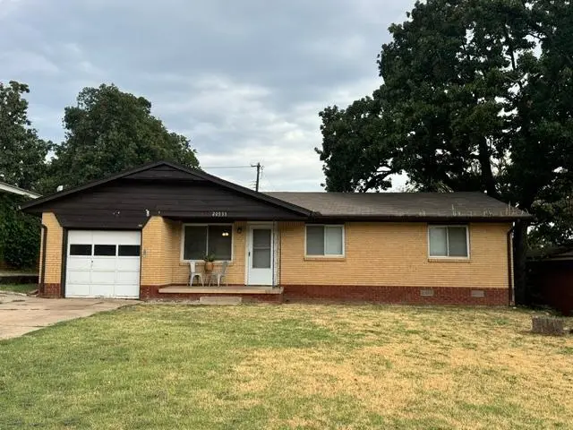 20933 Gold Street, Harrah, OK 73045 - #1