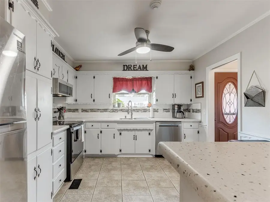 4137 NW 59th Street, Oklahoma City, OK 73112 - #3
