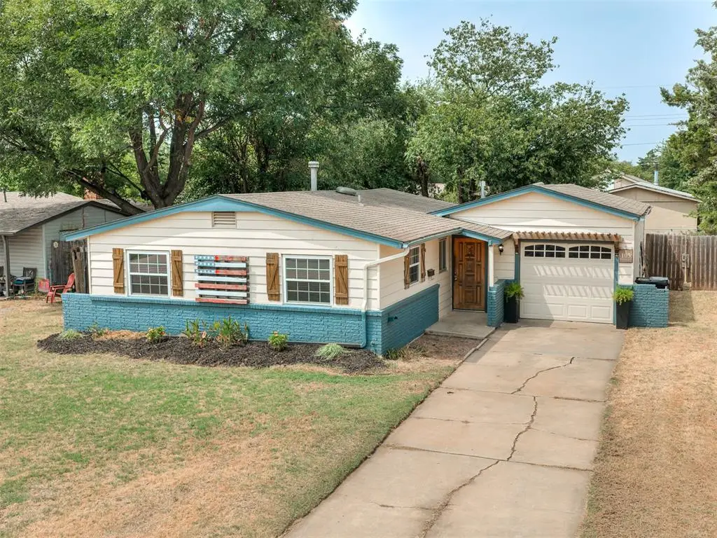 105 Woods Avenue, Moore, OK 73160 - #1