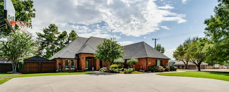 7710 NW 36th Street, Bethany, OK 73008 - #2