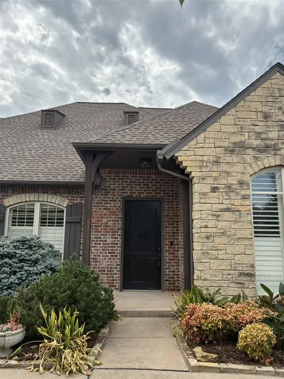 10209 Timber Valley Drive, Oklahoma City, OK 73151