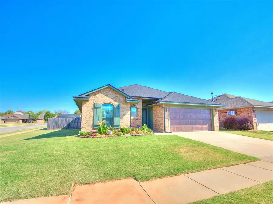 11809 SW 9th Street, Yukon, OK 73099 - #3