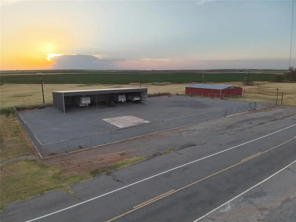22194 N 58 Hw Highway, Carnegie, OK 73015 - #1