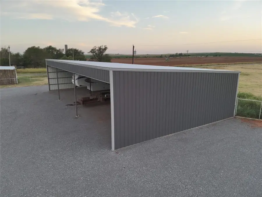 22194 N 58 Hw Highway, Carnegie, OK 73015 - #2