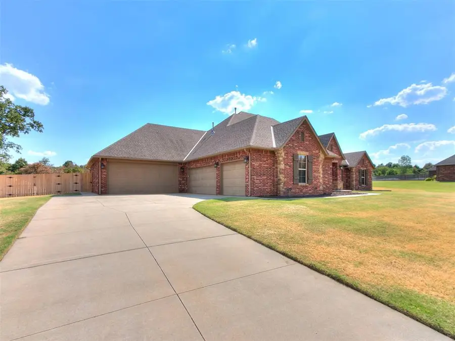 16956 Fox Trot Court, Choctaw, OK 73020 - #2