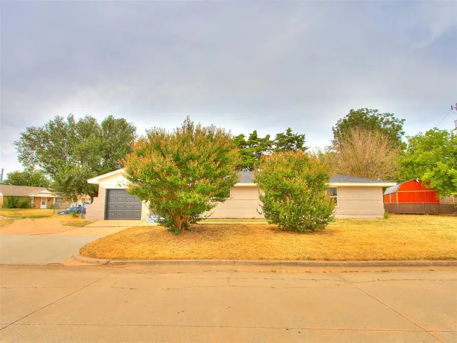 700 Butler Street, Moore, OK 73160 - #3