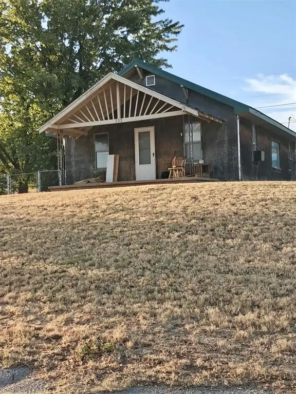 333 E 4th Street, Hydro, OK 73048