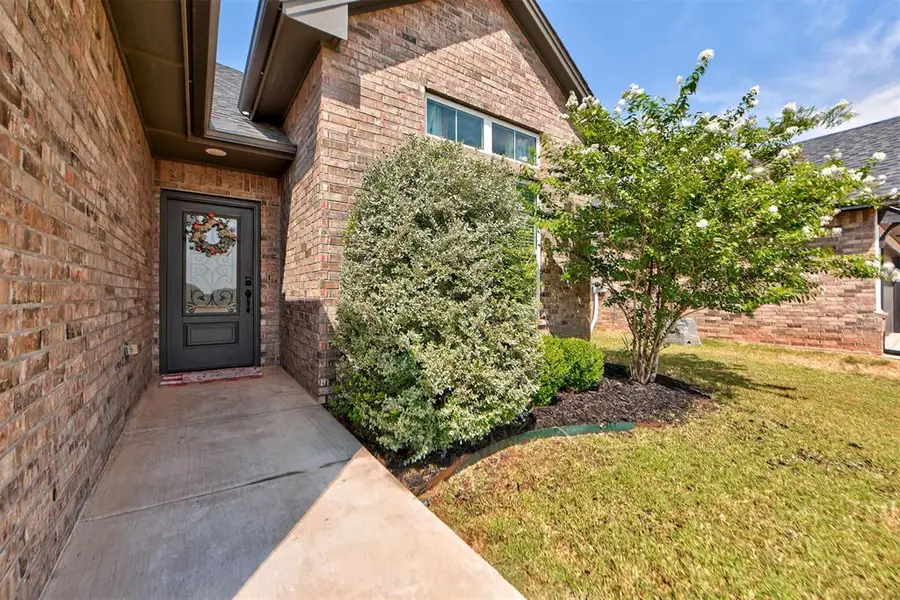 1206 La Vista Lane, Kingfisher, OK 73750 - #2