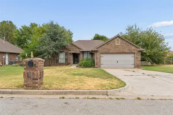 298 Harvest Hills Road, Harrah, OK 73045