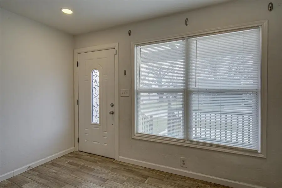 2901 NW 43rd Street, Oklahoma City, OK 73112 - #3