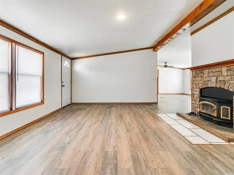 21700 Martin Road, Harrah, OK 73045 - #2