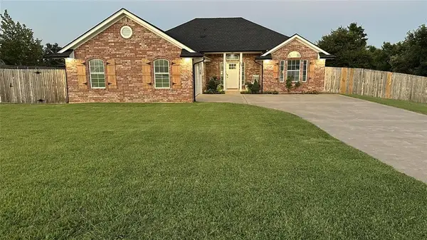 2100 Kenneth Lane, Choctaw, OK 73020