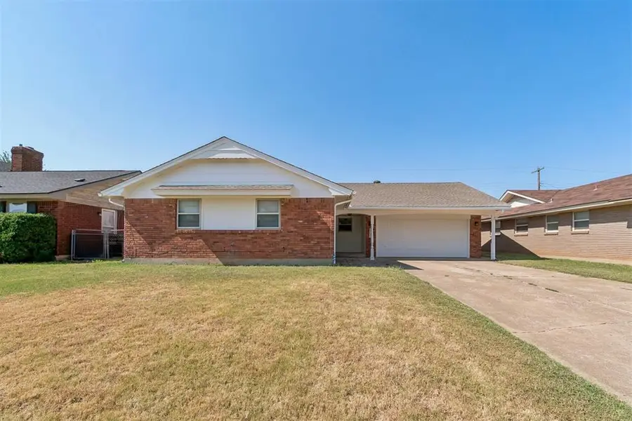 920 W Silver Meadow Drive, Midwest City, OK 73110 - #3