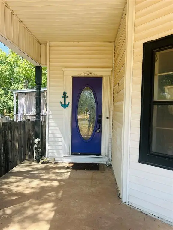 409 N Locust Street, Granite, OK 73547 - #3