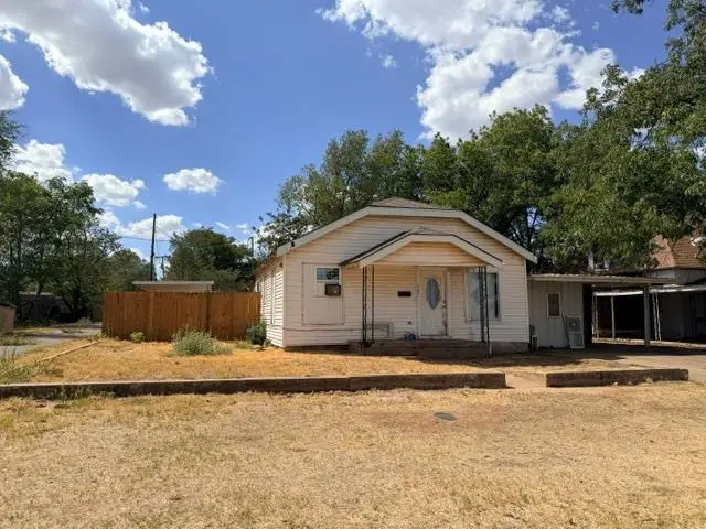 207 S Washington Avenue, Elk City, OK 73644 - #1