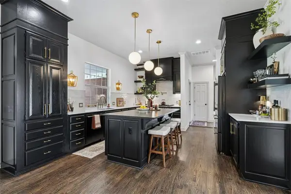 23390 Hunters Trail, Edmond, OK 73025