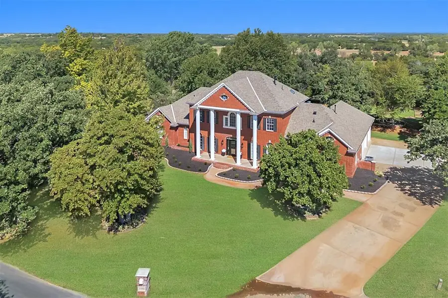23390 Hunters Trail, Edmond, OK 73025 - #2