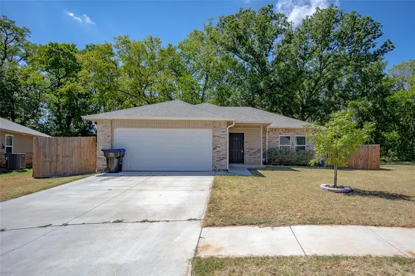 822 Highgarden Circle, Noble, OK 73068