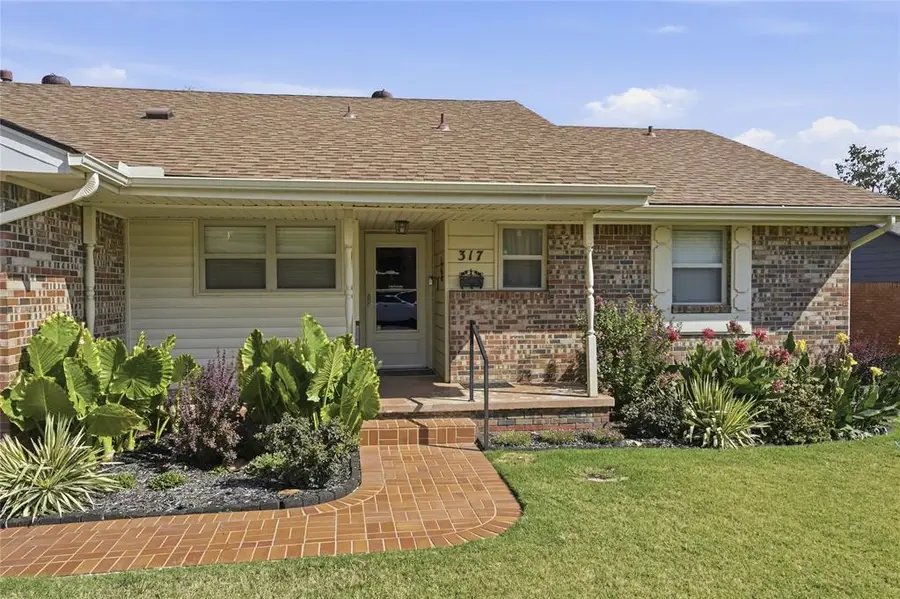 317 Ridgecrest Road, Edmond, OK 73013 - #2