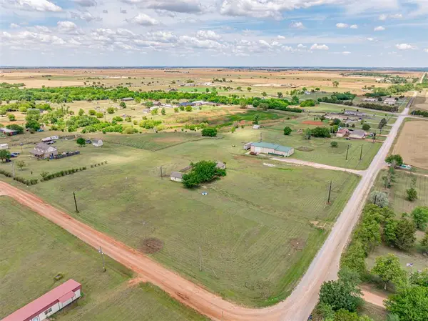 22556 N 2930 Road, Kingfisher, OK 73750