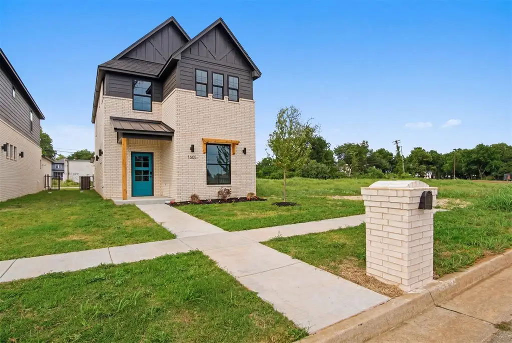 1605 NE 7th Street, Oklahoma City, OK 73117 - #1
