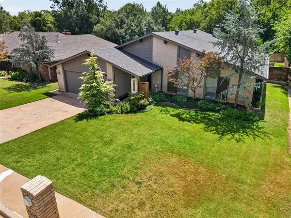 1212 Devonshire Court, Edmond, OK 73034