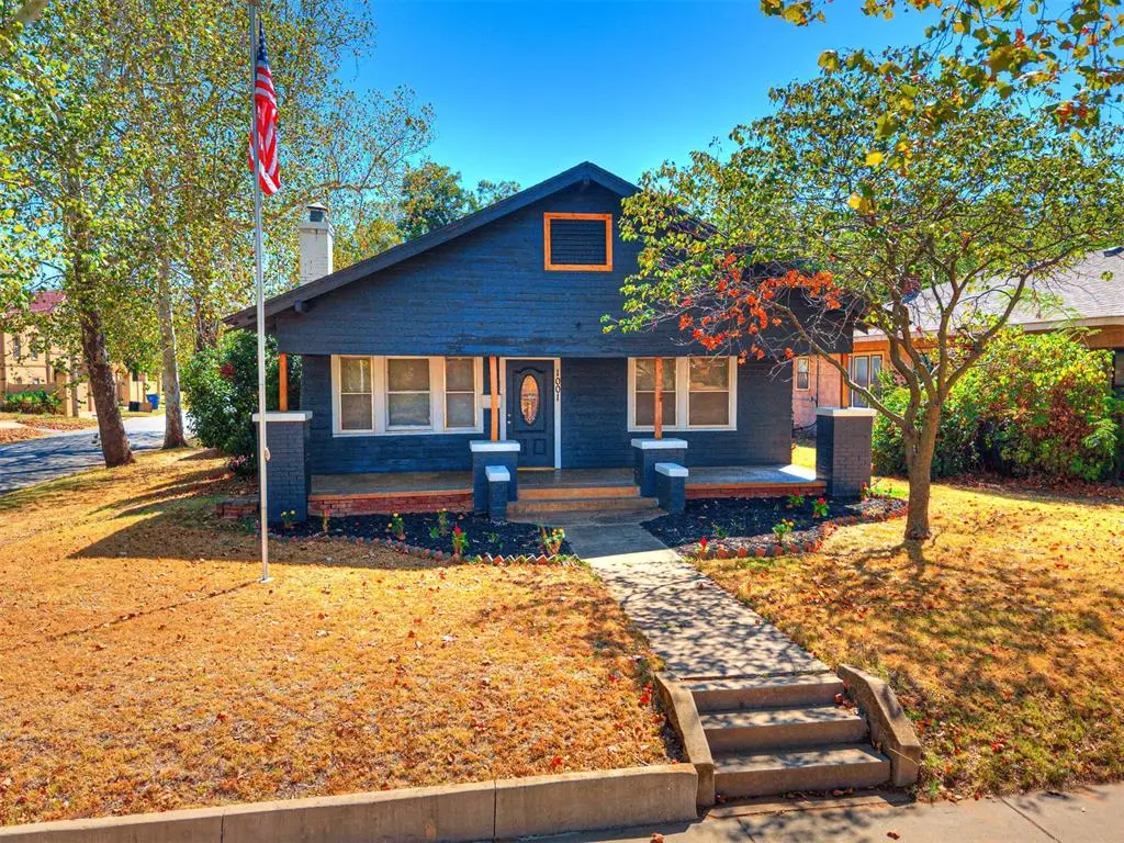 1001 S 9th Street, Chickasha, OK 73018 - #1