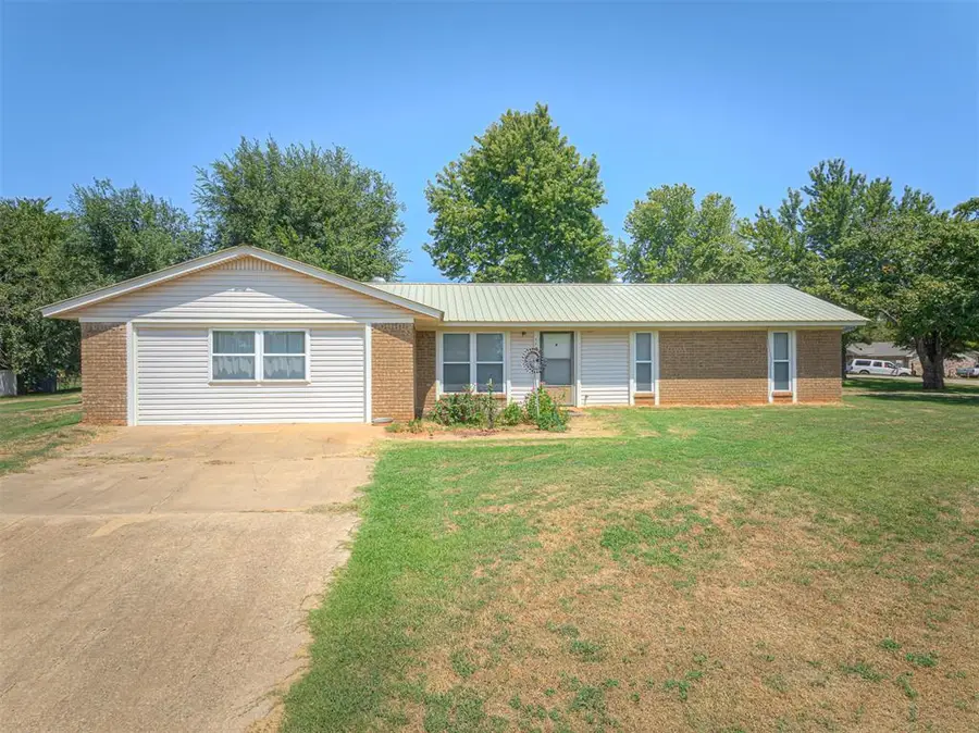 116 S Cimarron Drive, Perkins, OK 74059 - #2
