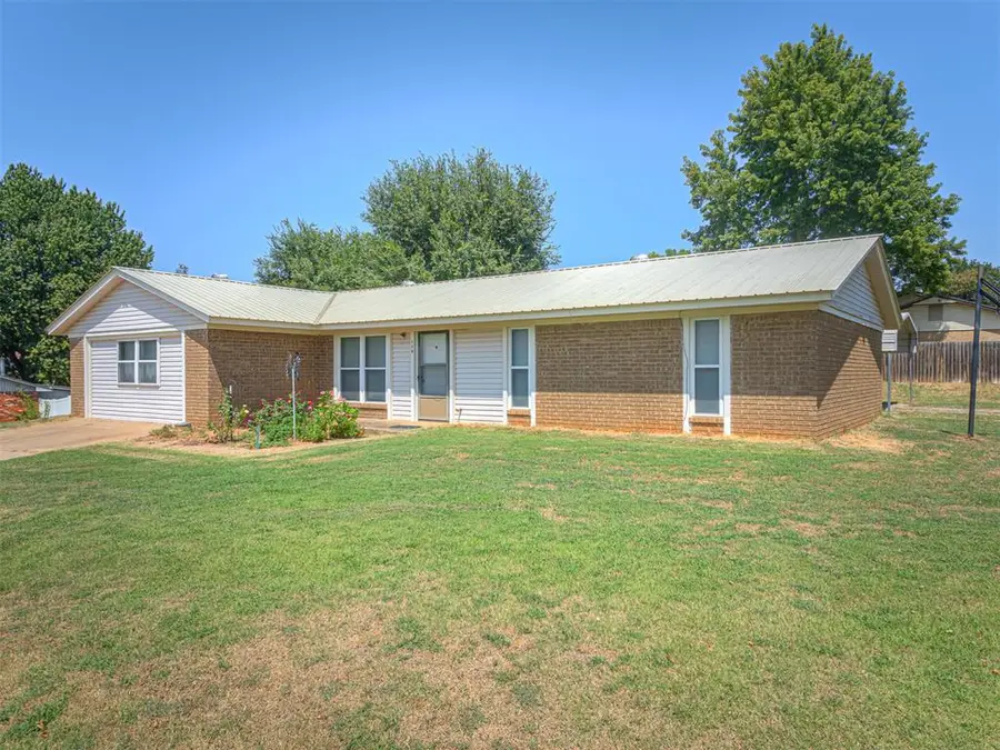 116 S Cimarron Drive, Perkins, OK 74059 - #3
