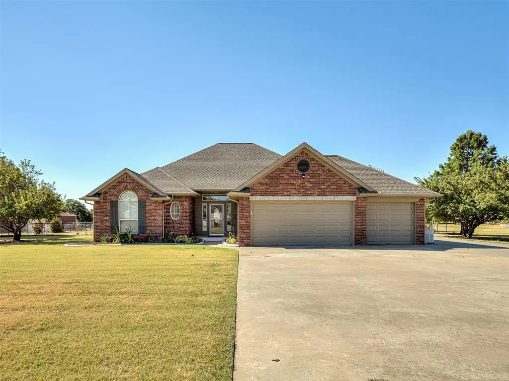 20180 SE 43rd Street, Harrah, OK 73045 - #1